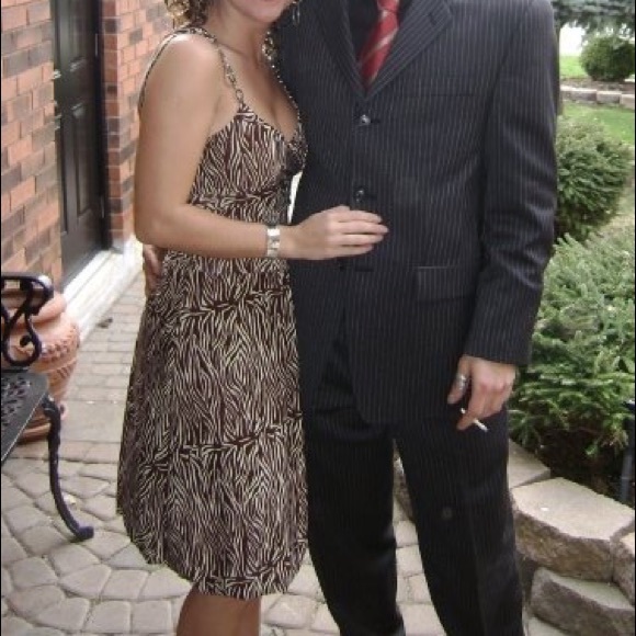 Animal print dress. - Picture 5 of 5